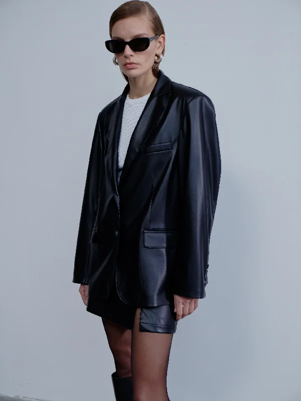 Boxy Vegan Leather Blazer in Noire