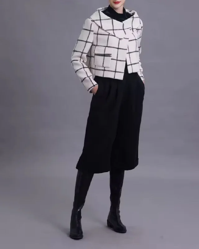 Michelle White Plaid Wool Jacket/Blazer