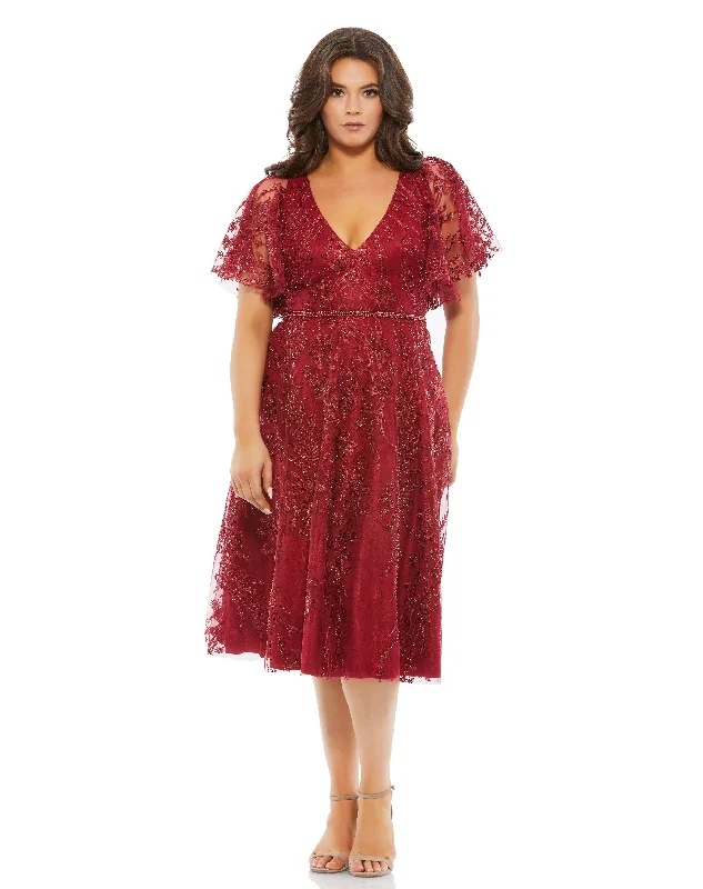 Mac Duggal 67904 Fabulouss Short Plus Size Cocktail Dress