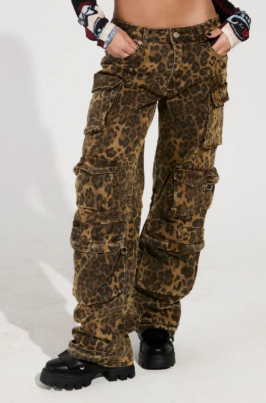 THE ULTIMATE LEOPARD CARGO PANT